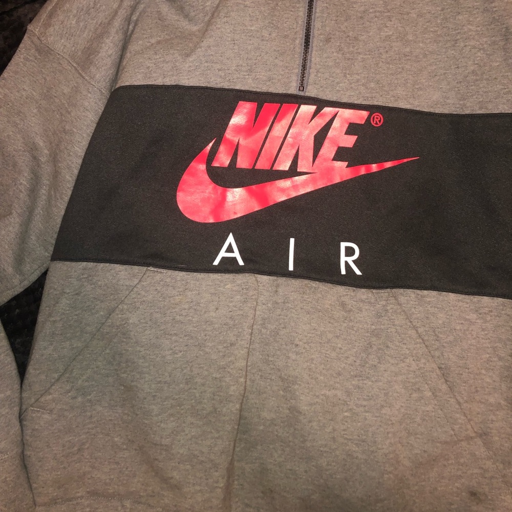 Nike Pull-over Sweater